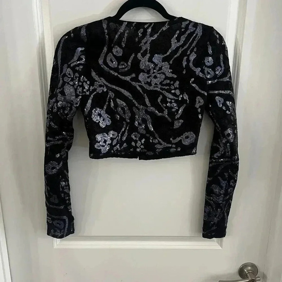 177 H:ours Ira Top in Dusk Blue Size XS Color Black Nvay Blue - Picture 3 of 3